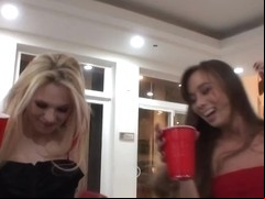 Capri Anderson, Jayme Langford - I'M A LESBO